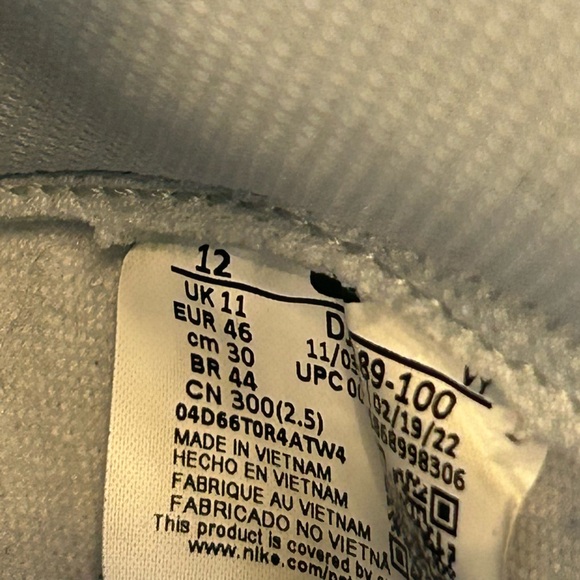 Men’s 2022 Dunk High 'White Pure Platinum' - Picture 9 of 13